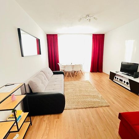 Magnifique Appartment リンツ エクステリア 写真